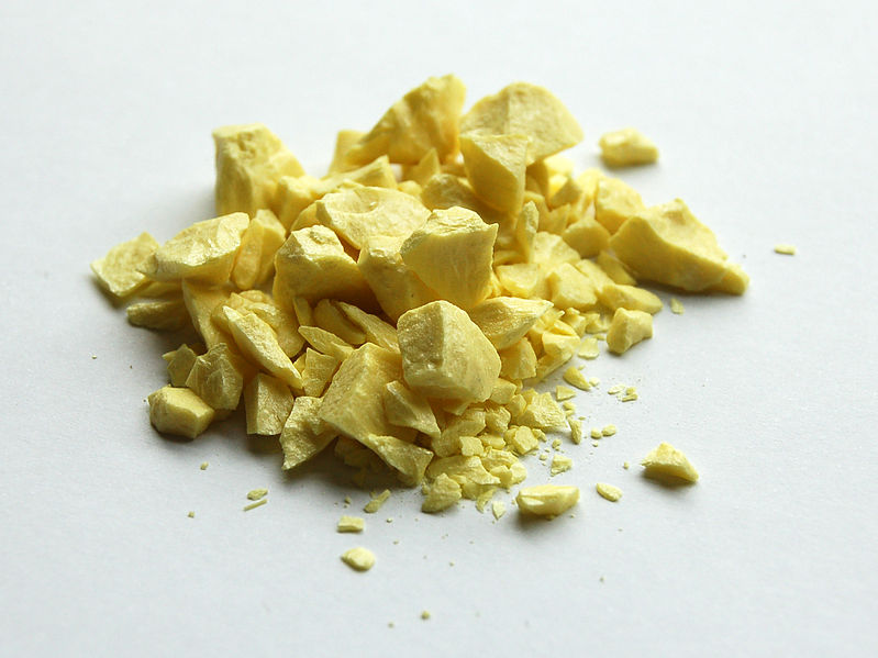 File:Sulfur-sample - Pub dom.jpg